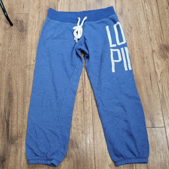 PINK Victoria's Secret Pants - BOGO SALE Xs pink capris